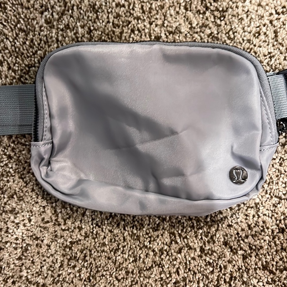 Knock off Lululemon Fanny Pack